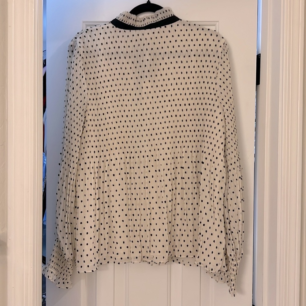 Max Studio Blouse - Picture 2 of 3